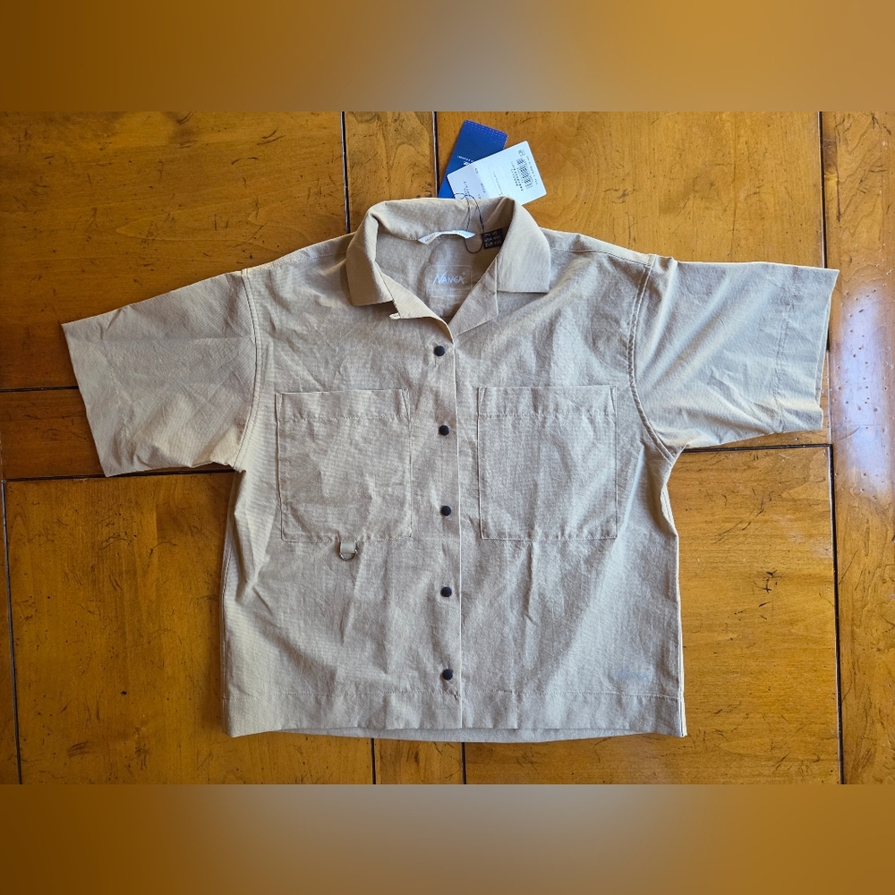NANGA Dot Air Utility Pocket Short Sleeve Shirt – XS (Unisex / Boxy Fit)